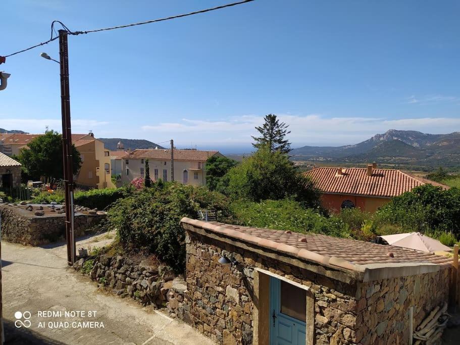 Duplex Avec Jardin, Proche Village カロンザナ エクステリア 写真